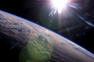 0124-0610-2618-0055_setting_sun_and_earths_horizon_from_space_s.jpg